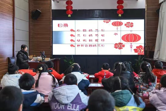 明珠璀璨，美满团花 ——宝应博物馆成功举办馆藏团花纹体验活动