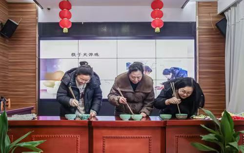 宝应博物馆举办“芳华悦己，雅韵巾帼”妇女节主题活动